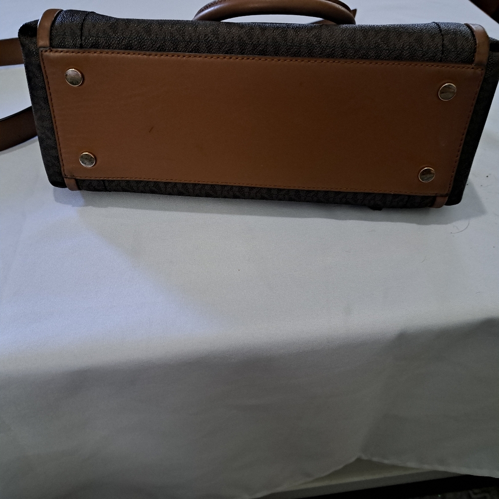 Michael Kors Brown Tan Satchel with Signature Design - Picture 8 of 12
